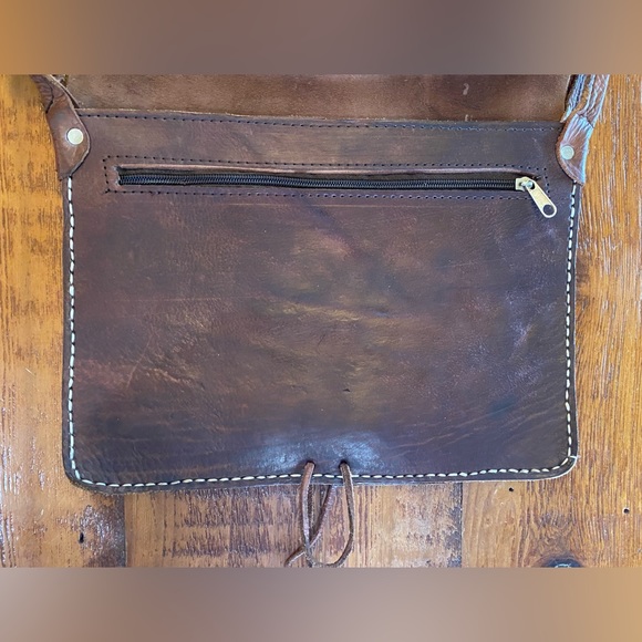 Moroccan Handmade Leather Bag - Picture 13 of 14
